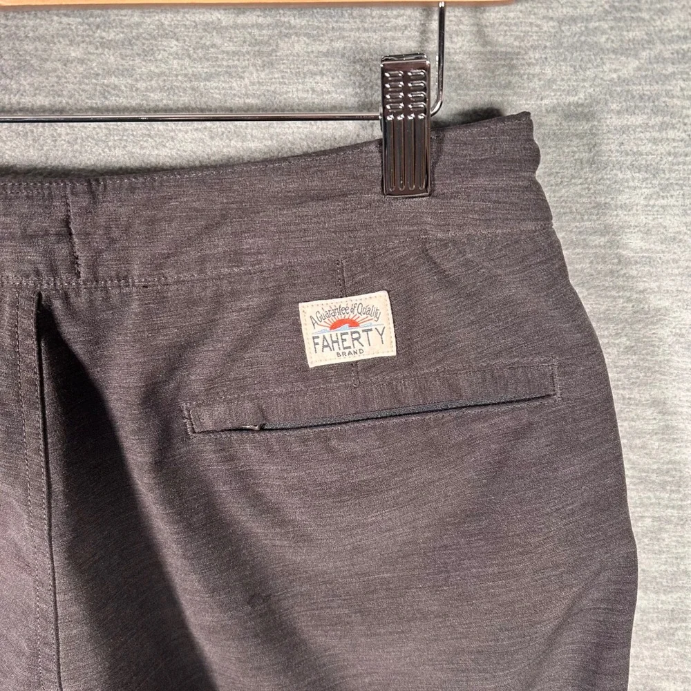 Faherty All Day Shorts Men 28 Gray 7